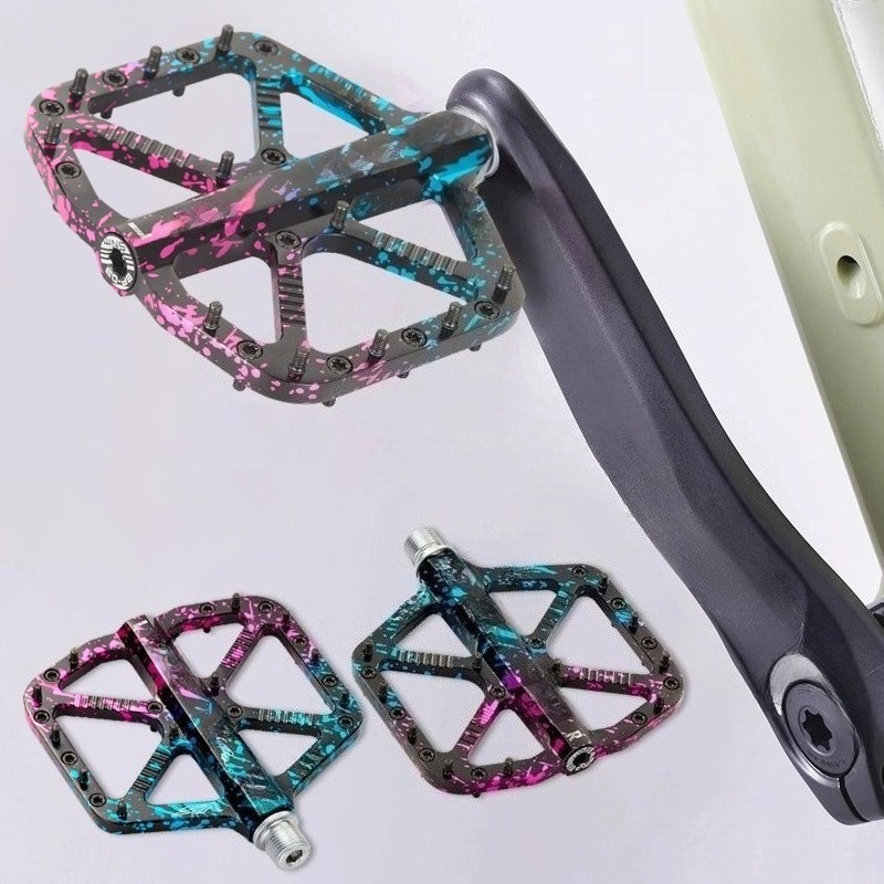 Mountain bike pedals feature t - Mountain Biking Vs Road Biking incelemesi ve fiyatı